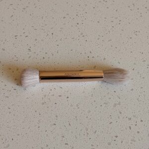 Patrick Ta Dual-Ended Face Brush in Rose Gold with White Bristles